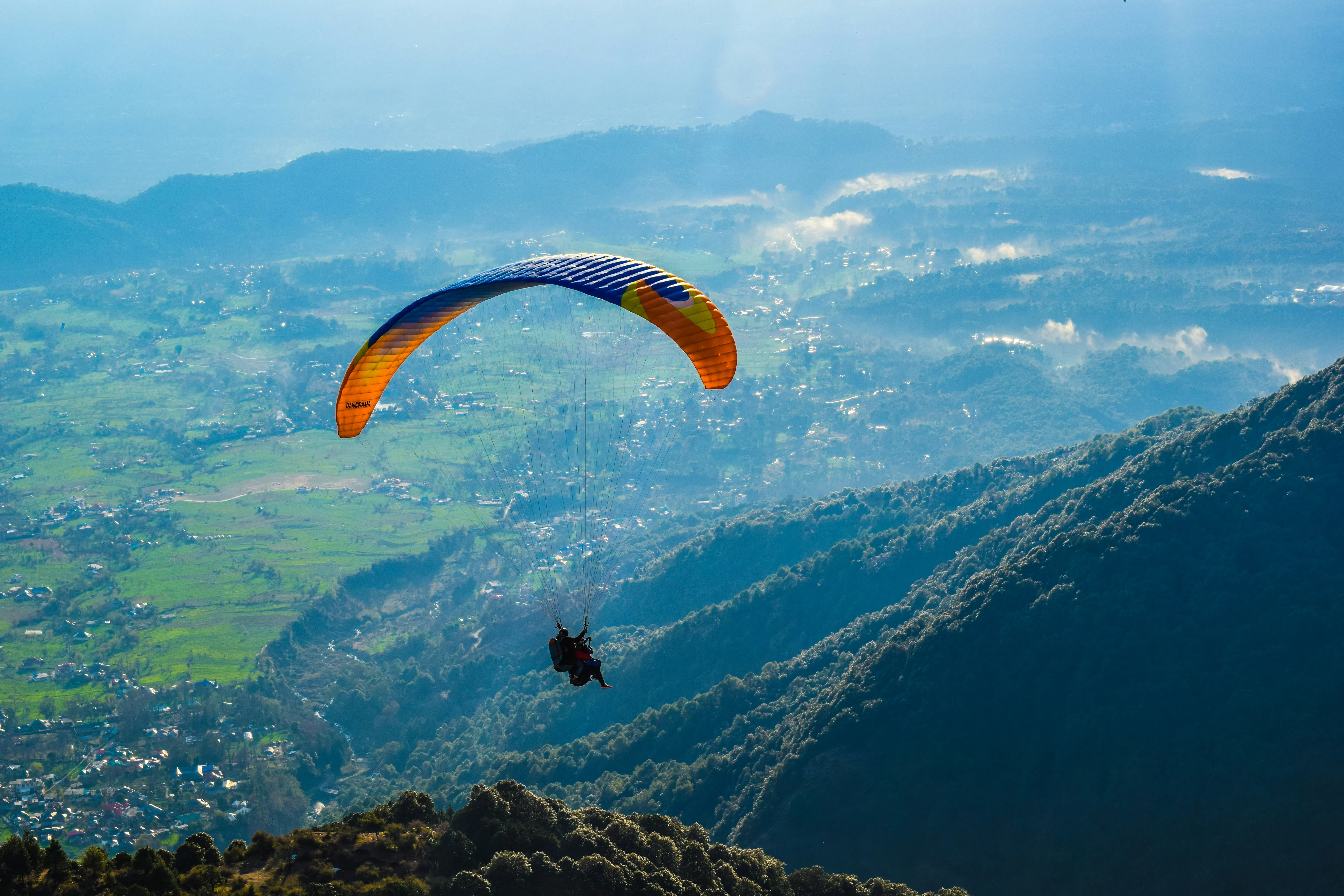 Bir Billing and Barot Valley mountain scenery in Himachal Pradesh